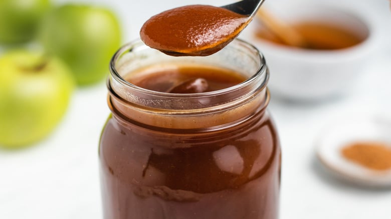 5. Honey and Rosemary Apple Butter 