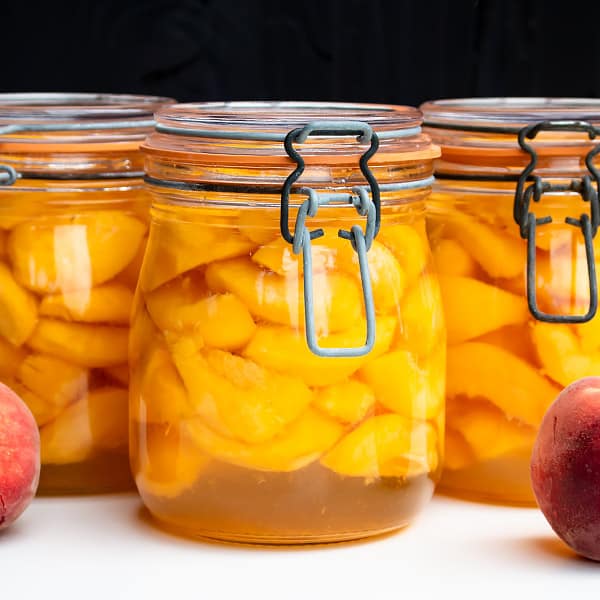 Delicious Homemade canning peaches recipe