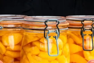 Delicious Homemade canning peaches recipe