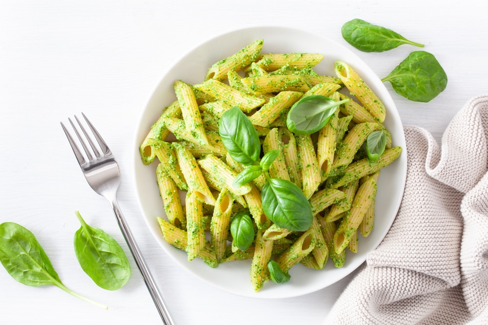 penne pasta with spinach basil pesto sauce